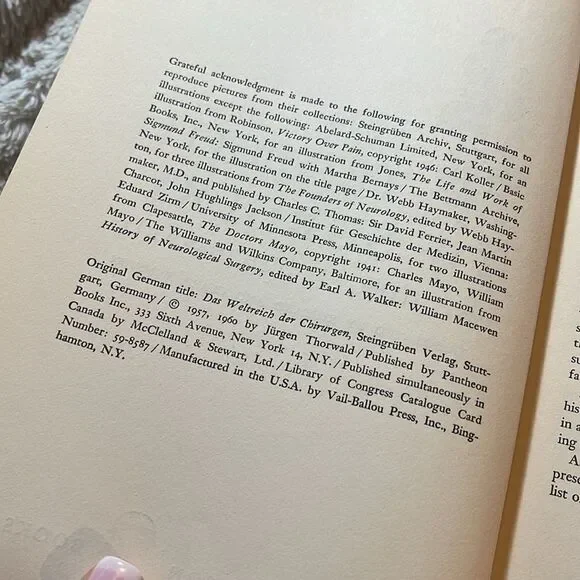 1960 the triumph of surgery book - Picture 7 of 7